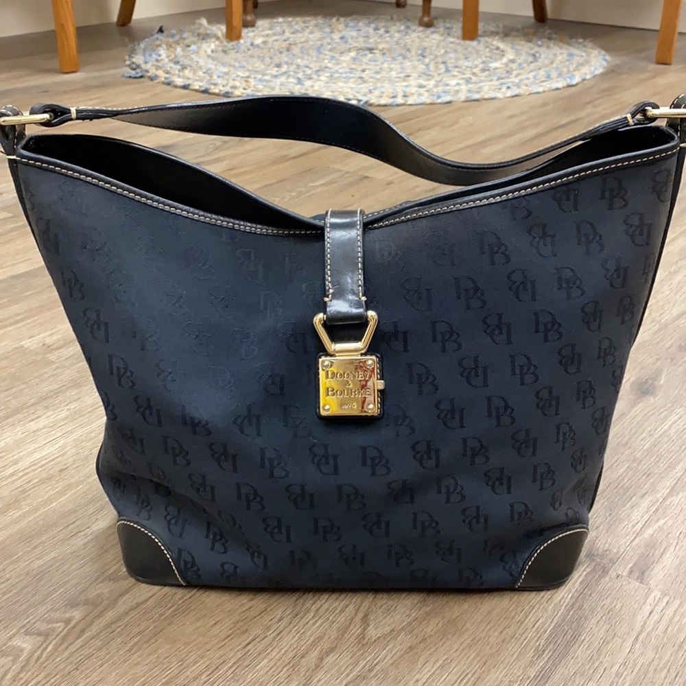Dooney & Bourke Black Shoulder Bag